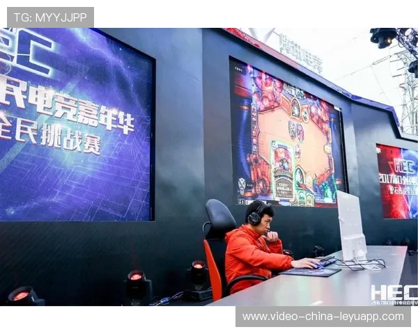 全民挑战!这套动作你能坚持 1 分钟吗?做到的评论区晒图,做不到的点赞见证! 全民挑战!这套动作你能坚持 1 分钟吗?做到的评论区晒图,做不到的点赞见证!